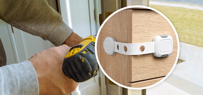 Childproof Sliding Door Locks in Villa Park, CA