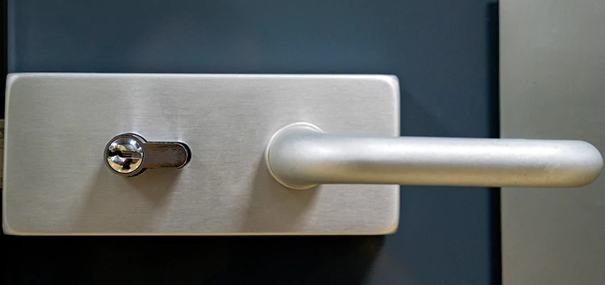 Change Patio Door Locks in Villa Park, California